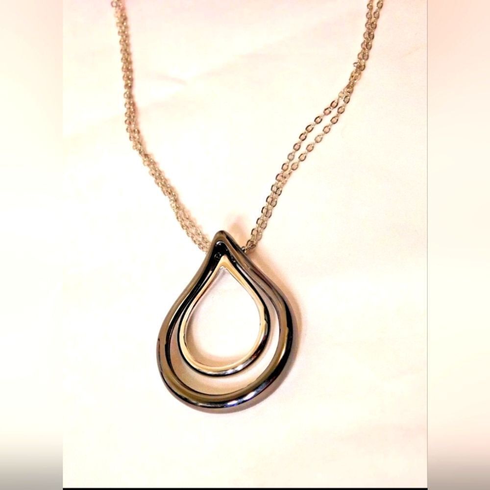 Lia Sophia Double Dip Pendant Necklace, 18-21", NWOT